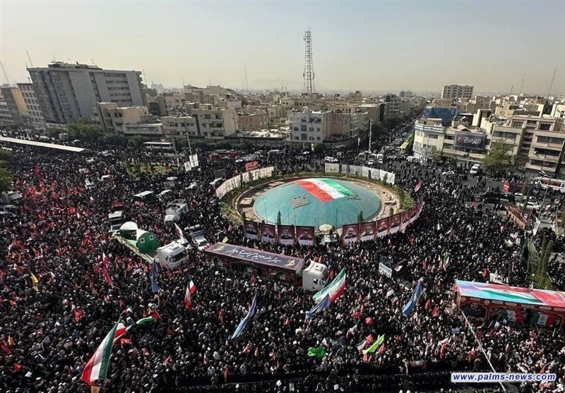 إيران تشيع شهداء الاقتدار الوطني في العاصمة طهران